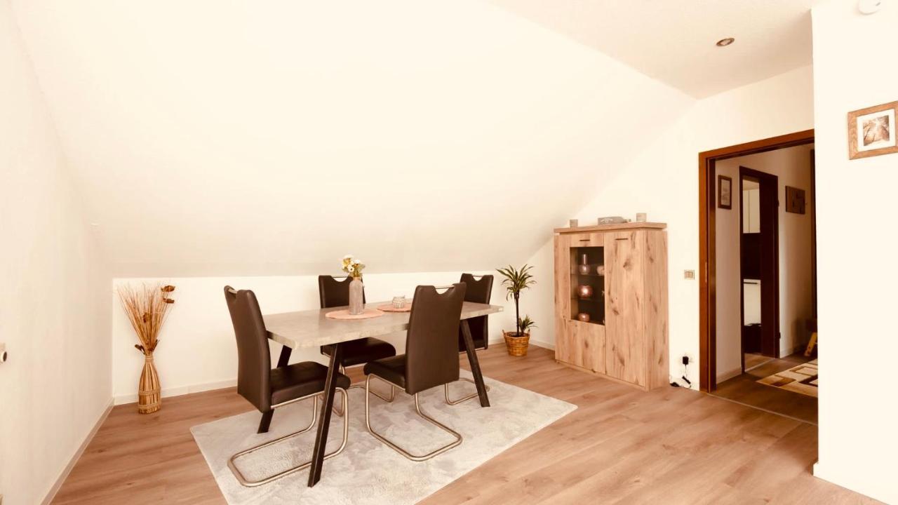 3,5-Zimmer Inkl Arbeitsplatz, Wlan & Free Netflix, Amazon-Free Parken Vollausgestattete Wohnung, 24H Check In ハム エクステリア 写真