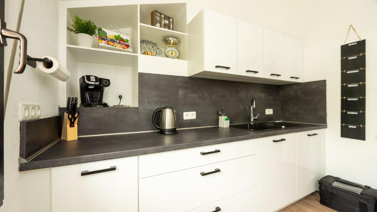 3,5-Zimmer Inkl Arbeitsplatz, Wlan & Free Netflix, Amazon-Free Parken Vollausgestattete Wohnung, 24H Check In ハム エクステリア 写真